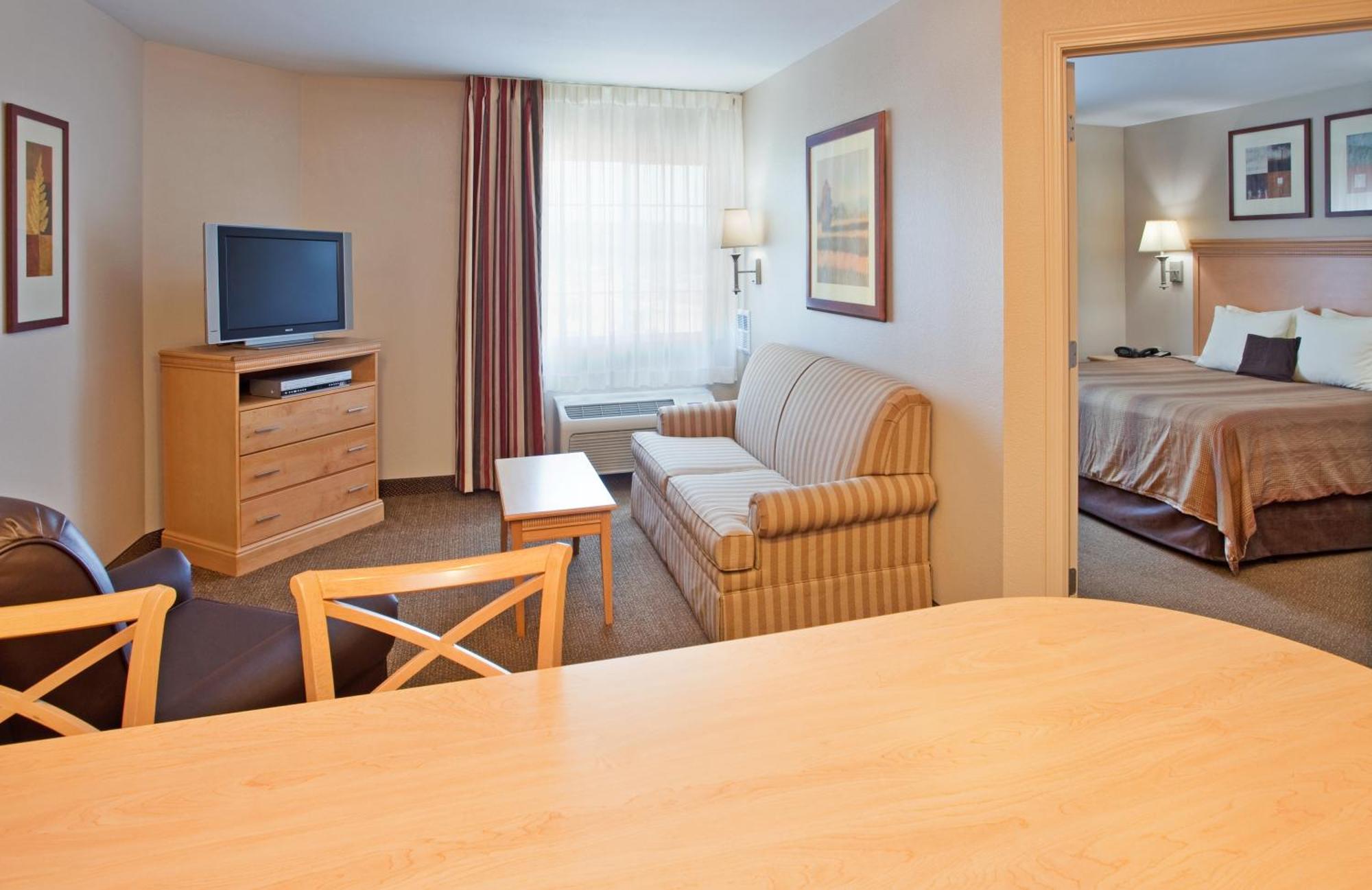 Candlewood Suites Junction City - Ft. Riley By Ihg Exteriér fotografie