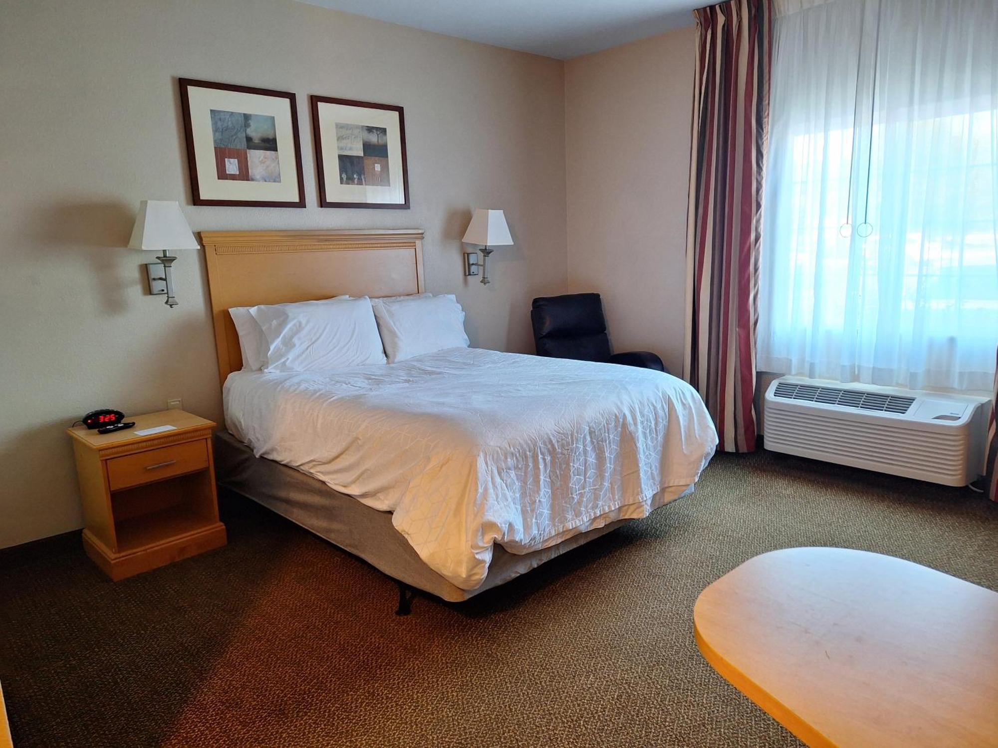Candlewood Suites Junction City - Ft. Riley By Ihg Exteriér fotografie